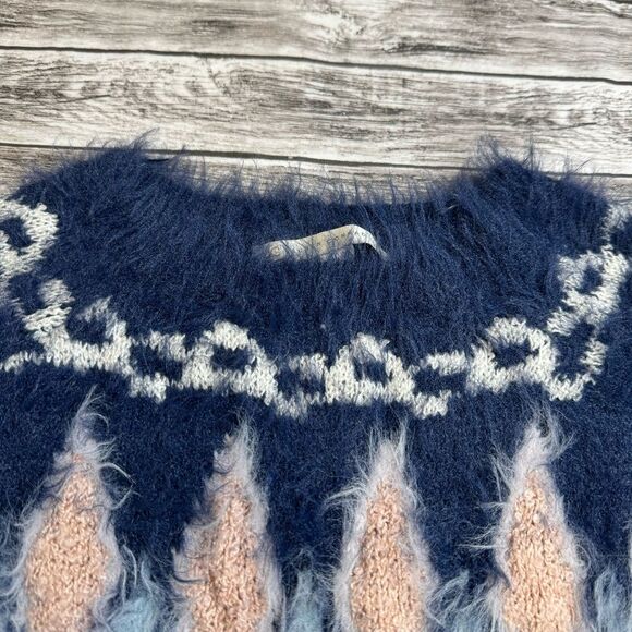 LC Lauren Conrad Women's Fuzzy Fair Isle Sweater Blue White Pink M Med Medium - Picture 5 of 13